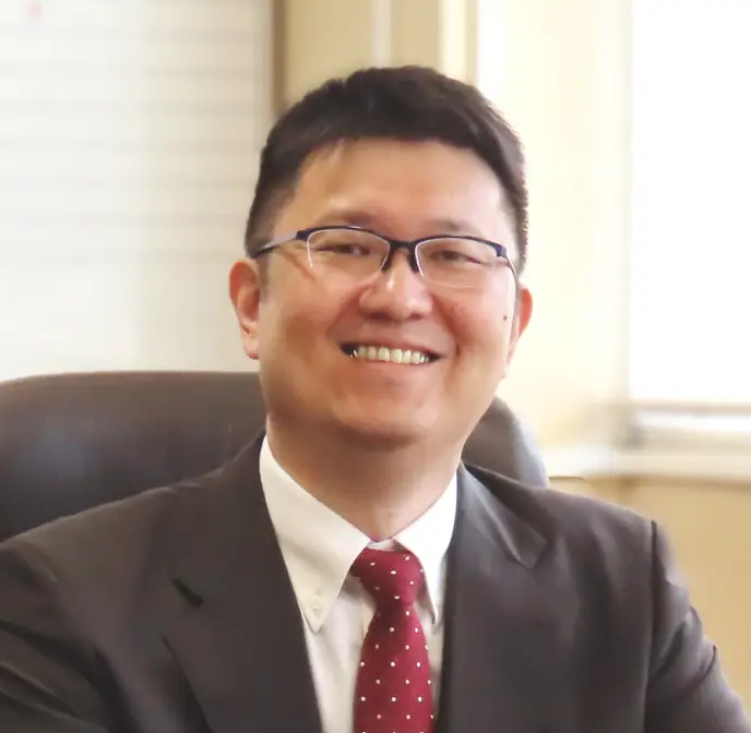 山形大学 教授 渡部 徹