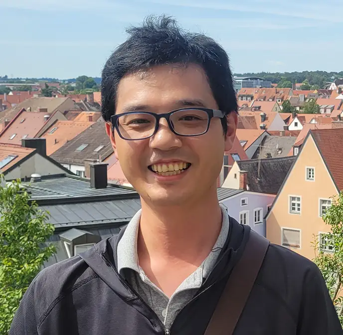 山形大学 准教授 小林 翔